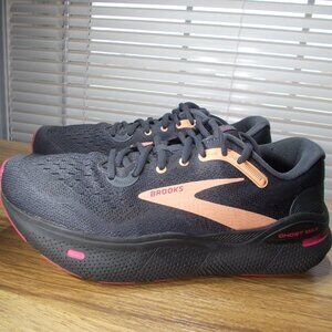 Brooks Ghost Max Women's 10.5 Shoes Black Papaya Raspberry 1203951B049